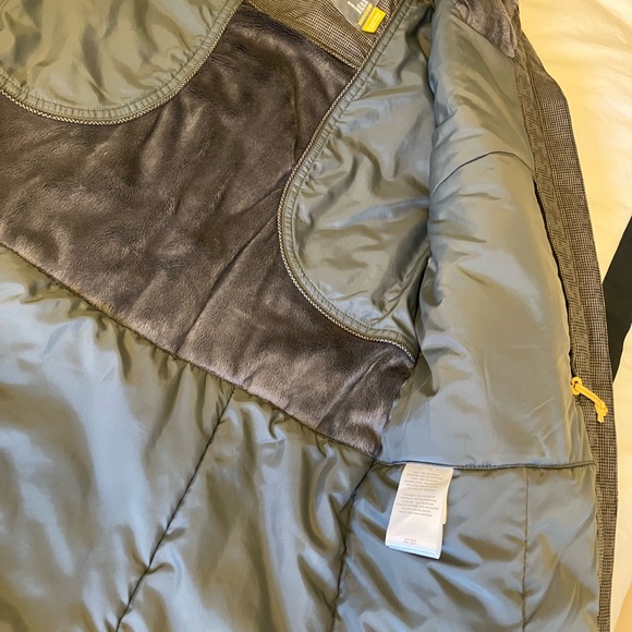 LOLE Women’s Winter Jacket - Picture 5 of 16